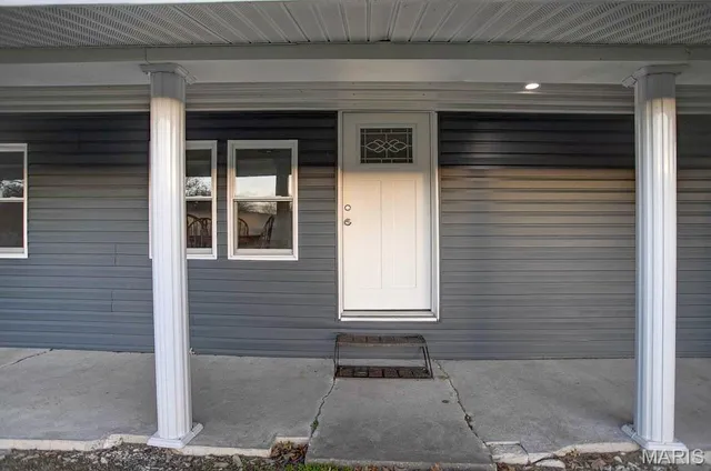 $128,000 | 236 Gallinipper Road, Hardin, IL 62047