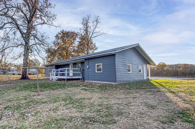 $128,000 | 236 Gallinipper Road, Hardin, IL 62047