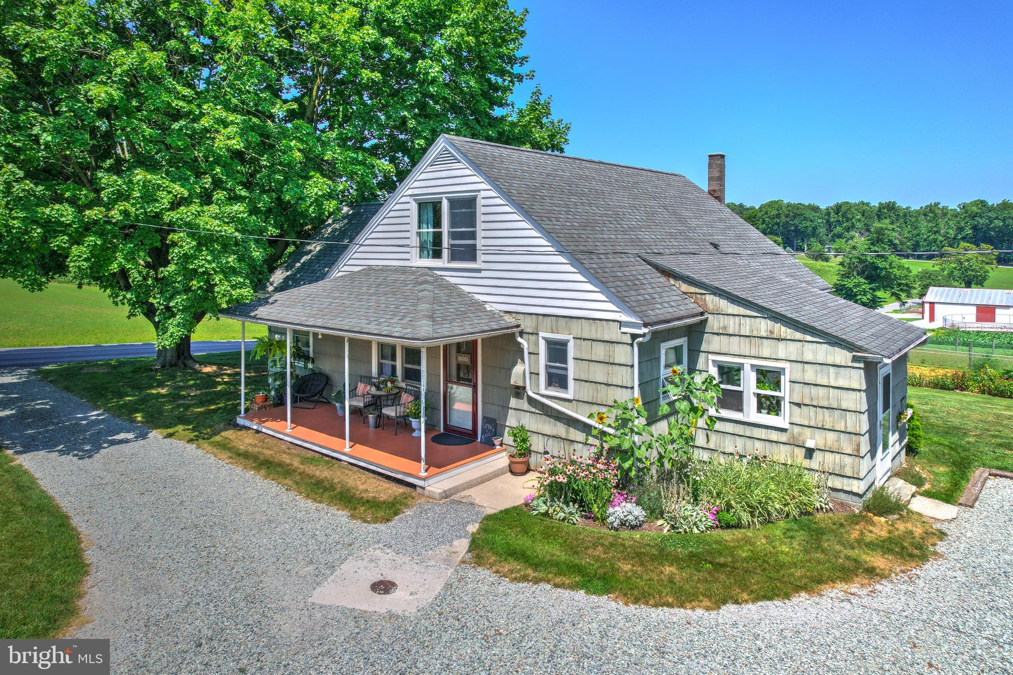997 Smyrna Road Kinzers, PA 17535 - Photo 5 of 76 Gallery Image 5