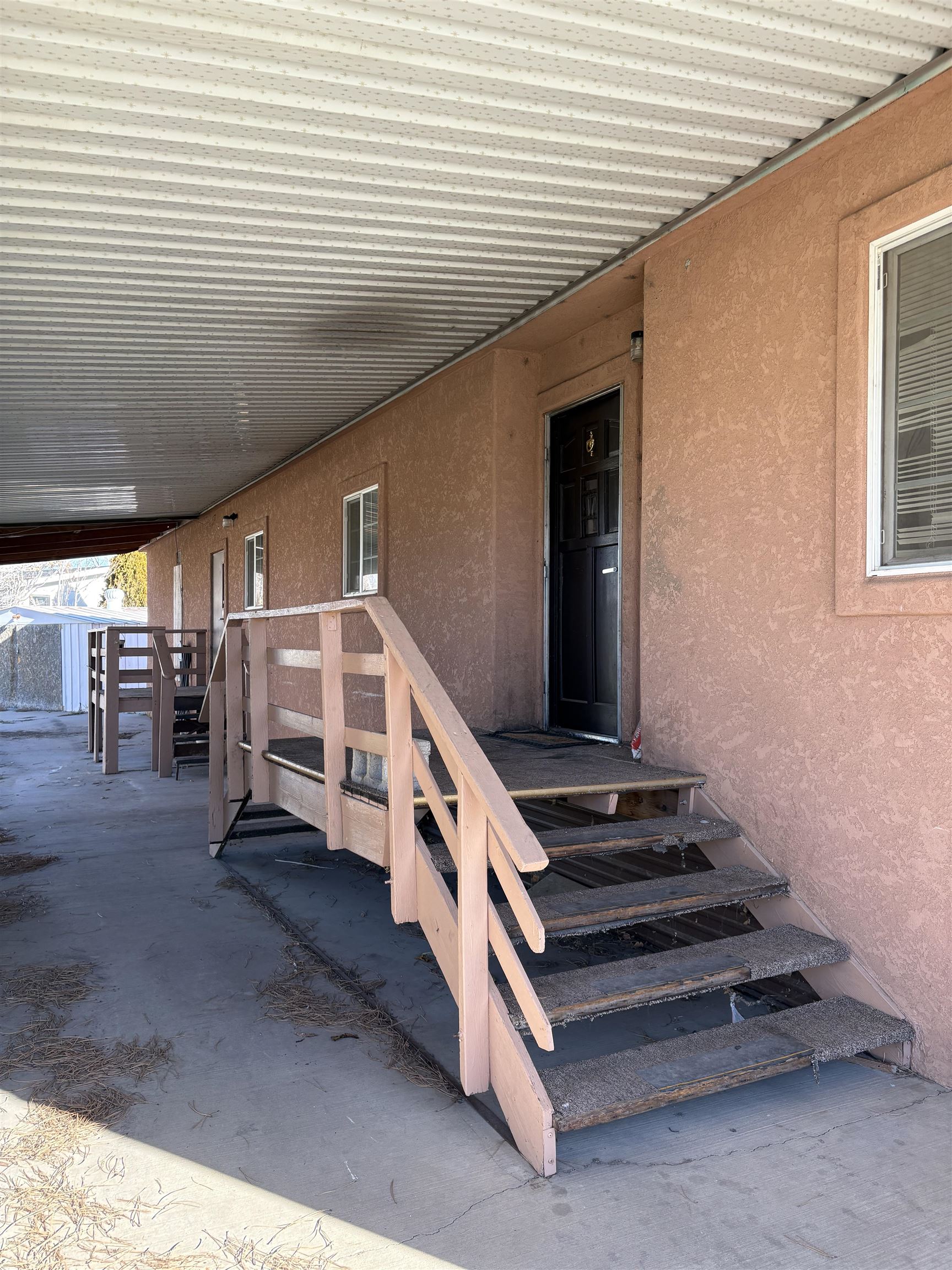 532 Centennial Road Grand Junction, CO 81504 - Photo 12 of 18 a view of a hallway with seating space