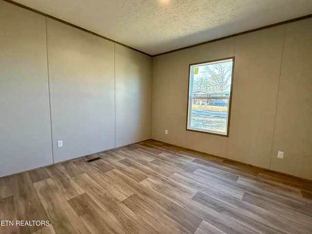 $235,000 | 478 Skyline Drive, Harriman, TN 37748