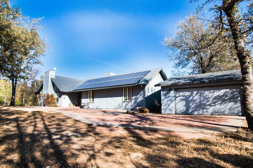 8056 Gold Run Road Redding, CA 96001 - Photo 42 of 42 Garage and home