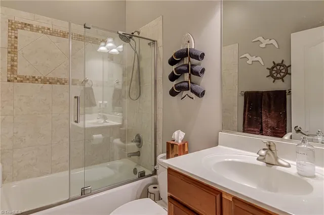 $674,885 | 8449 Alice Player Drive, Oak Ridge, NC 27310