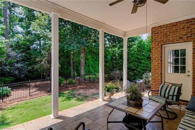 $674,885 | 8449 Alice Player Drive, Oak Ridge, NC 27310