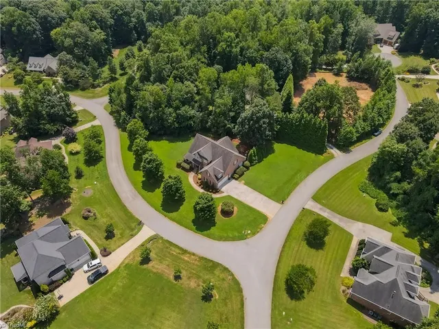 $674,885 | 8449 Alice Player Drive, Oak Ridge, NC 27310