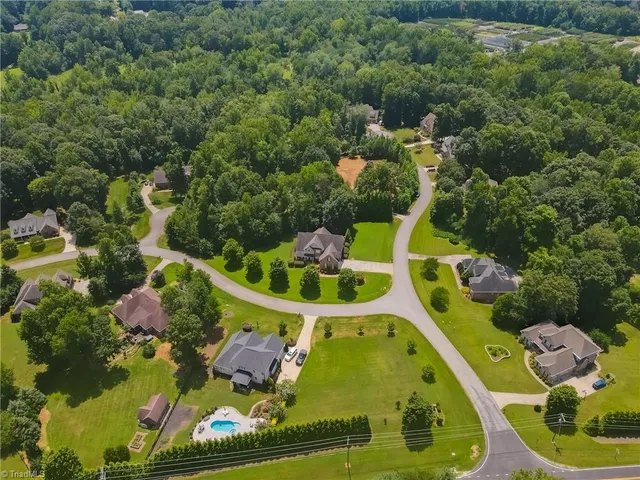 $674,885 | 8449 Alice Player Drive, Oak Ridge, NC 27310