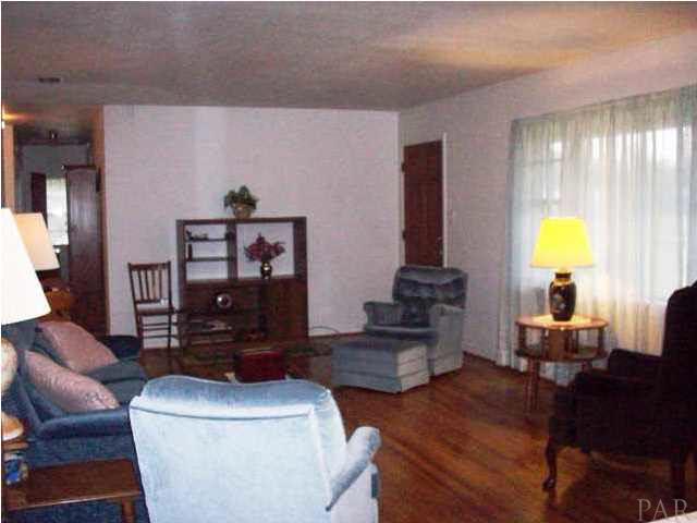 207 Green Acres Road Atmore, AL 36502 - Photo 6 of 21