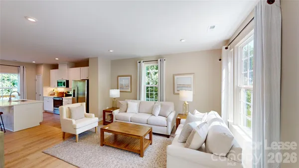 $2,500 | 4129 Edenborn Lane, Charlotte, NC 28208