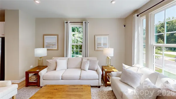 $2,500 | 4129 Edenborn Lane, Charlotte, NC 28208