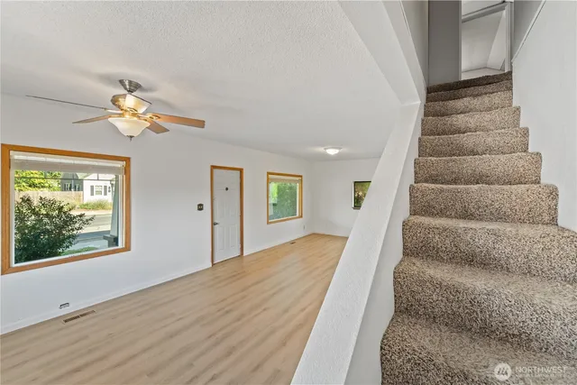 $329,900 | 220 South Roosevelt Street, Walla Walla, WA 99362