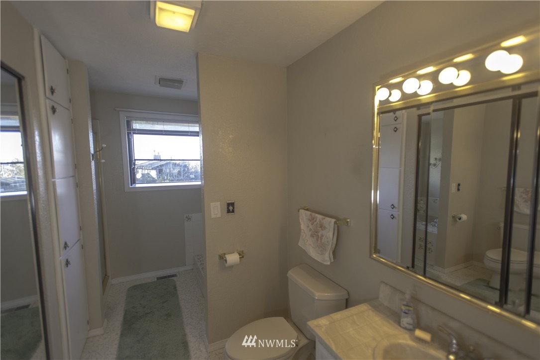 2427 Vining Street Bellingham, WA 98229 - Photo 12 of 24 Gallery Image 12