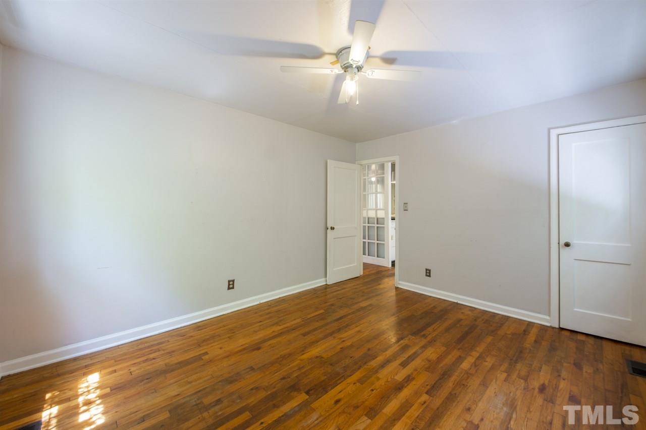 2717 Springhill Avenue Raleigh, NC 27603 - Photo 13 of 24