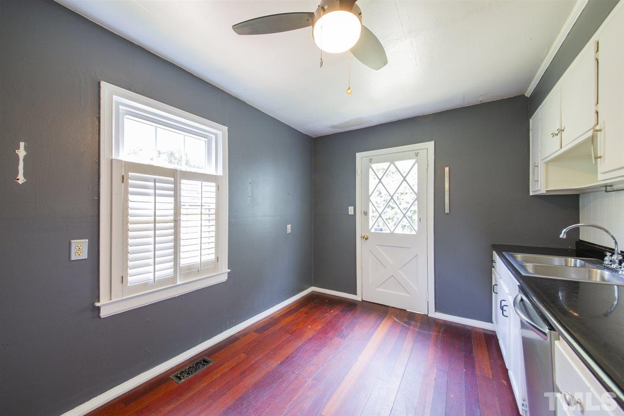 2717 Springhill Avenue Raleigh, NC 27603 - Photo 10 of 24