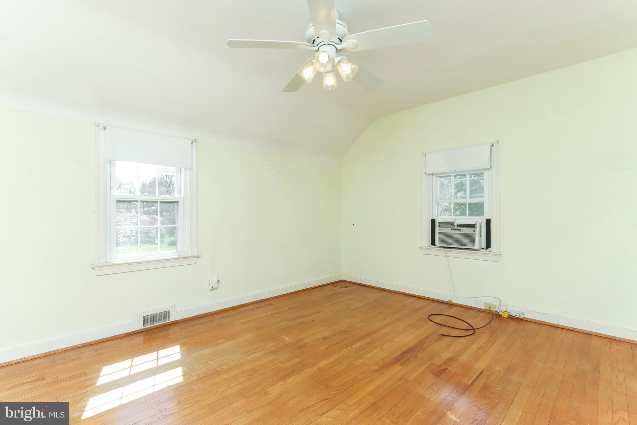 318 Worthington Road Towson, MD 21286 - Photo 19 of 40 Bedroom #2