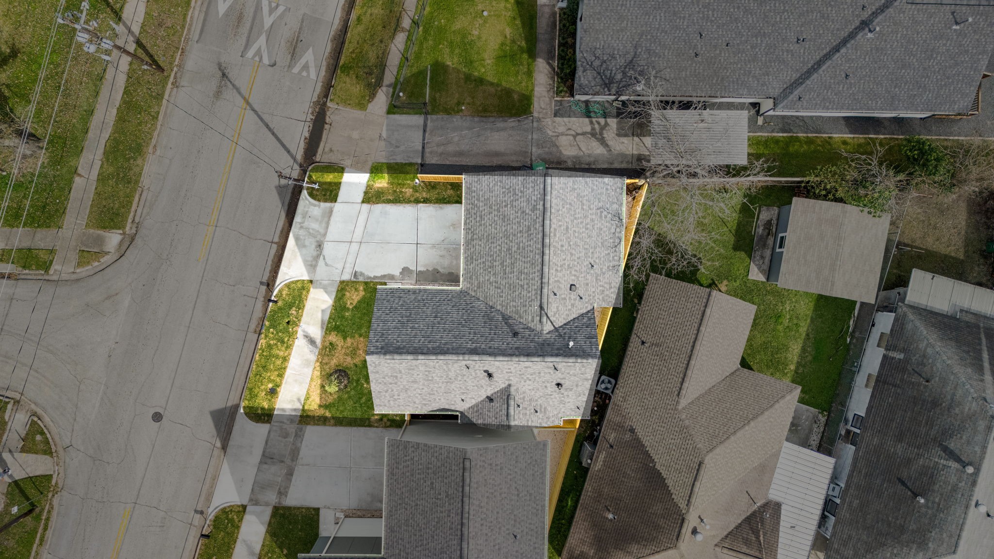 747 Dumble Street Houston, TX 77023 - Photo 15 of 18 a bird view of a house