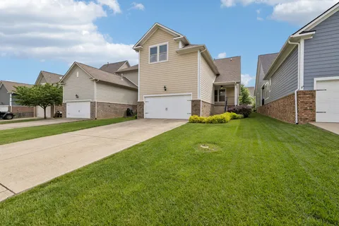 $769,900 | 2764 Americus Drive, Thompson's Station, TN 37179
