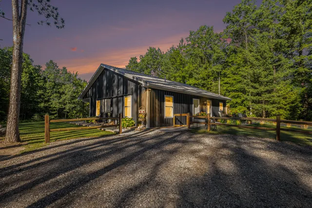 $309,900 | 22032 Pine Valley Drive, Tustin, MI 49688