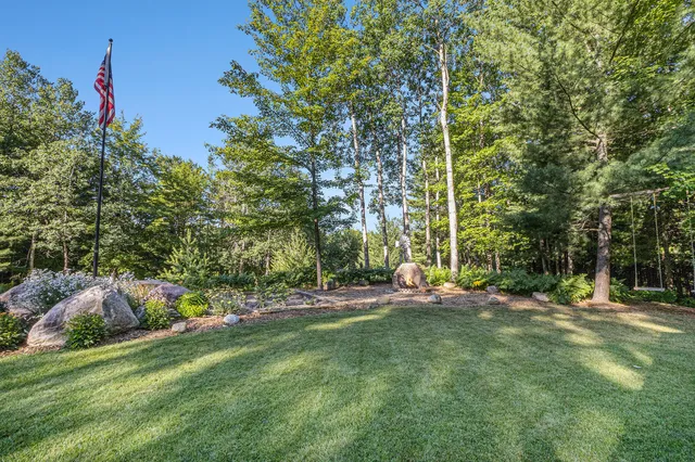 $309,900 | 22032 Pine Valley Drive, Tustin, MI 49688