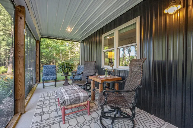 $309,900 | 22032 Pine Valley Drive, Tustin, MI 49688