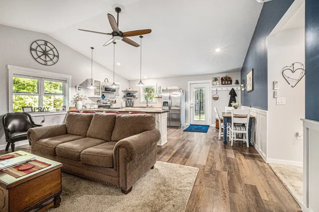 $309,900 | 22032 Pine Valley Drive, Tustin, MI 49688