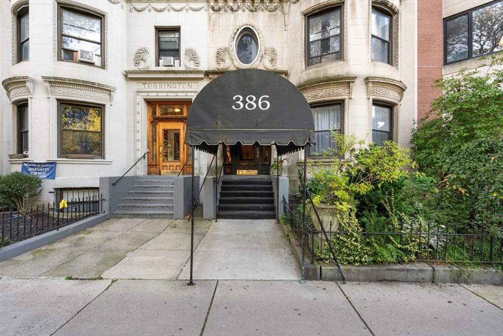 386 Commonwealth Avenue, Unit 51 Boston, MA 02215 - Photo 5 of 8 Gallery Image 5