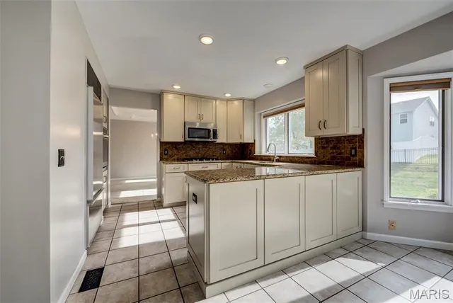 $415,000 | 312 Laramie Drive, St. Charles, MO 63304