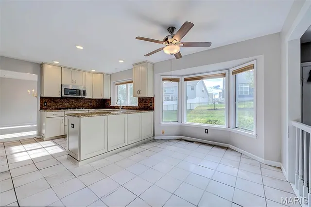 $415,000 | 312 Laramie Drive, St. Charles, MO 63304