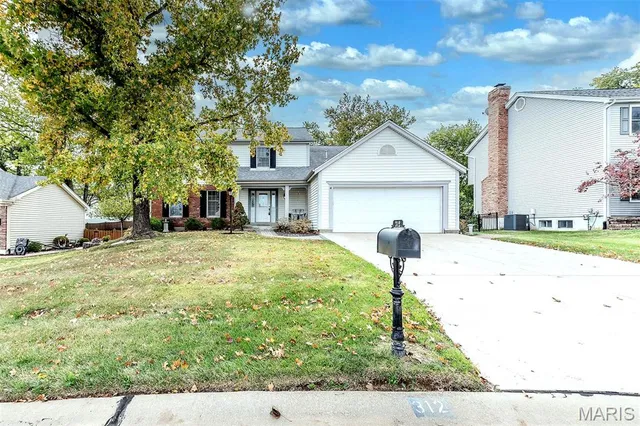 $415,000 | 312 Laramie Drive, St. Charles, MO 63304