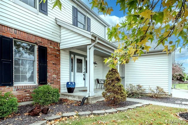 $415,000 | 312 Laramie Drive, St. Charles, MO 63304