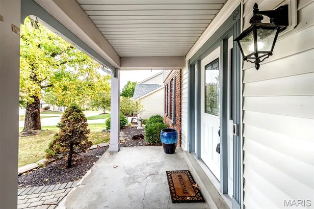 $415,000 | 312 Laramie Drive, St. Charles, MO 63304