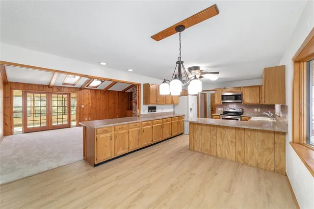 $622,400 | 2416 Southeast 15th Street, Ocala, FL 34471