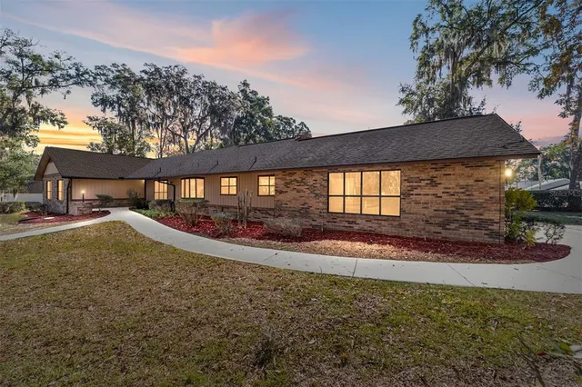 $622,400 | 2416 Southeast 15th Street, Ocala, FL 34471