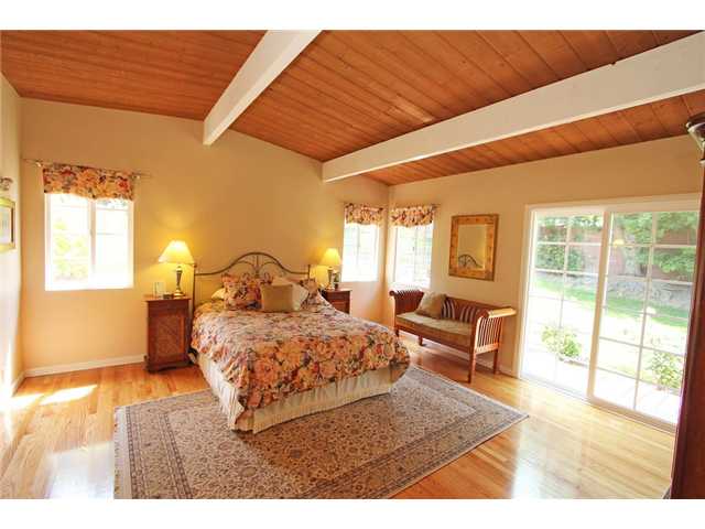 721 Saxony Road Encinitas, CA 92024 - Photo 13 of 25