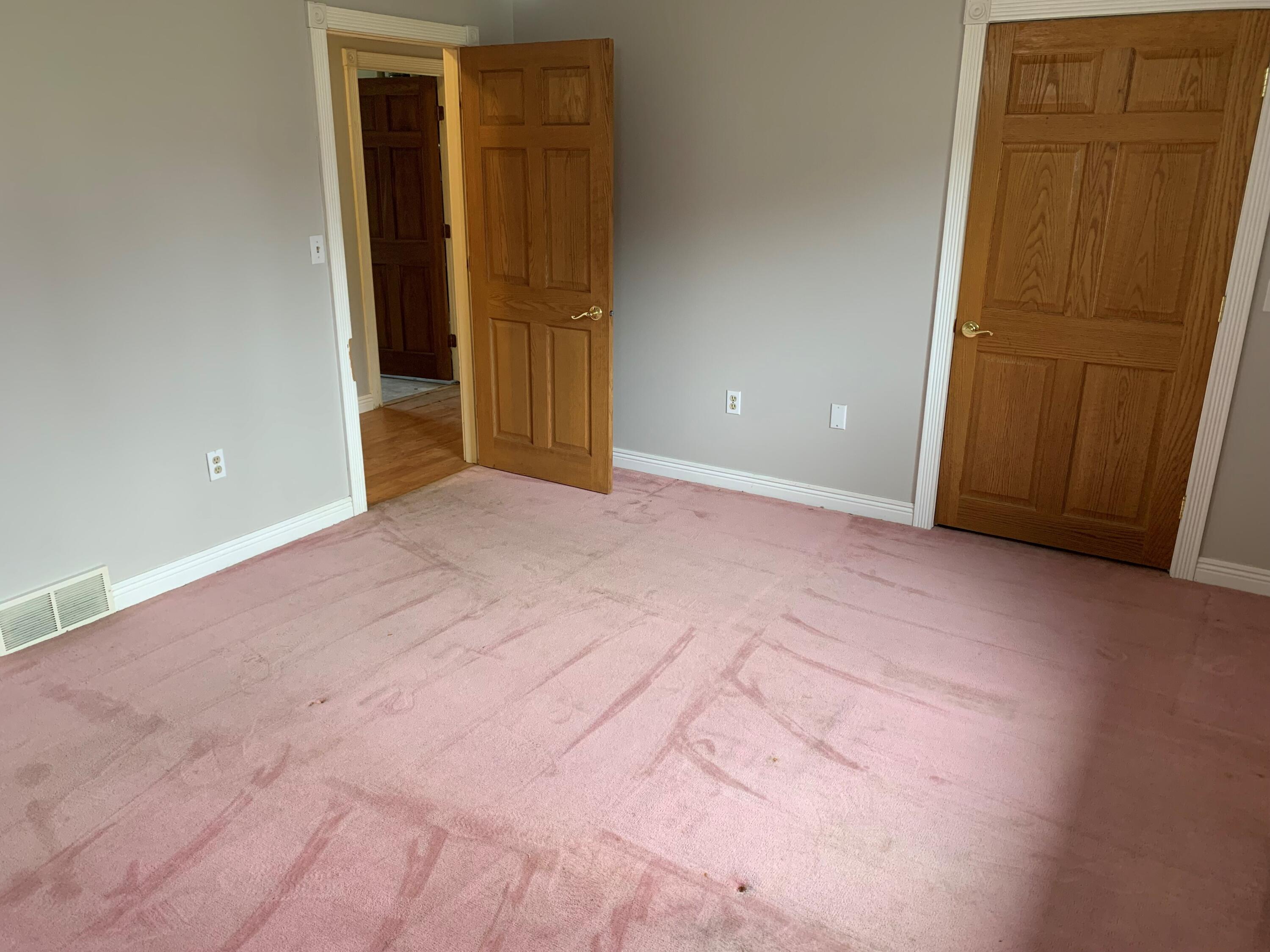 616 South Dangl Road Muskegon, MI 49442 - Photo 13 of 20 10
