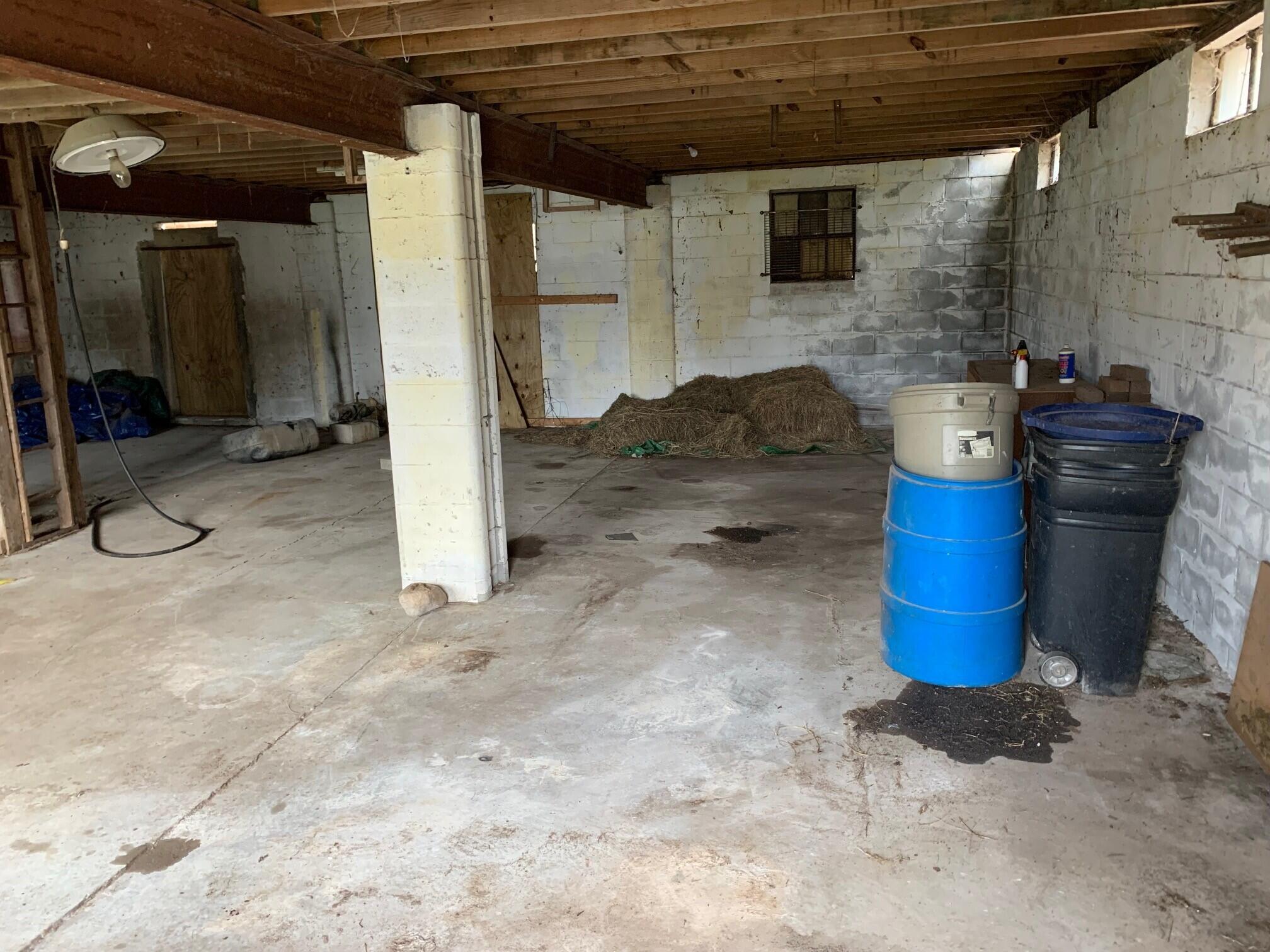 616 South Dangl Road Muskegon, MI 49442 - Photo 6 of 20 19