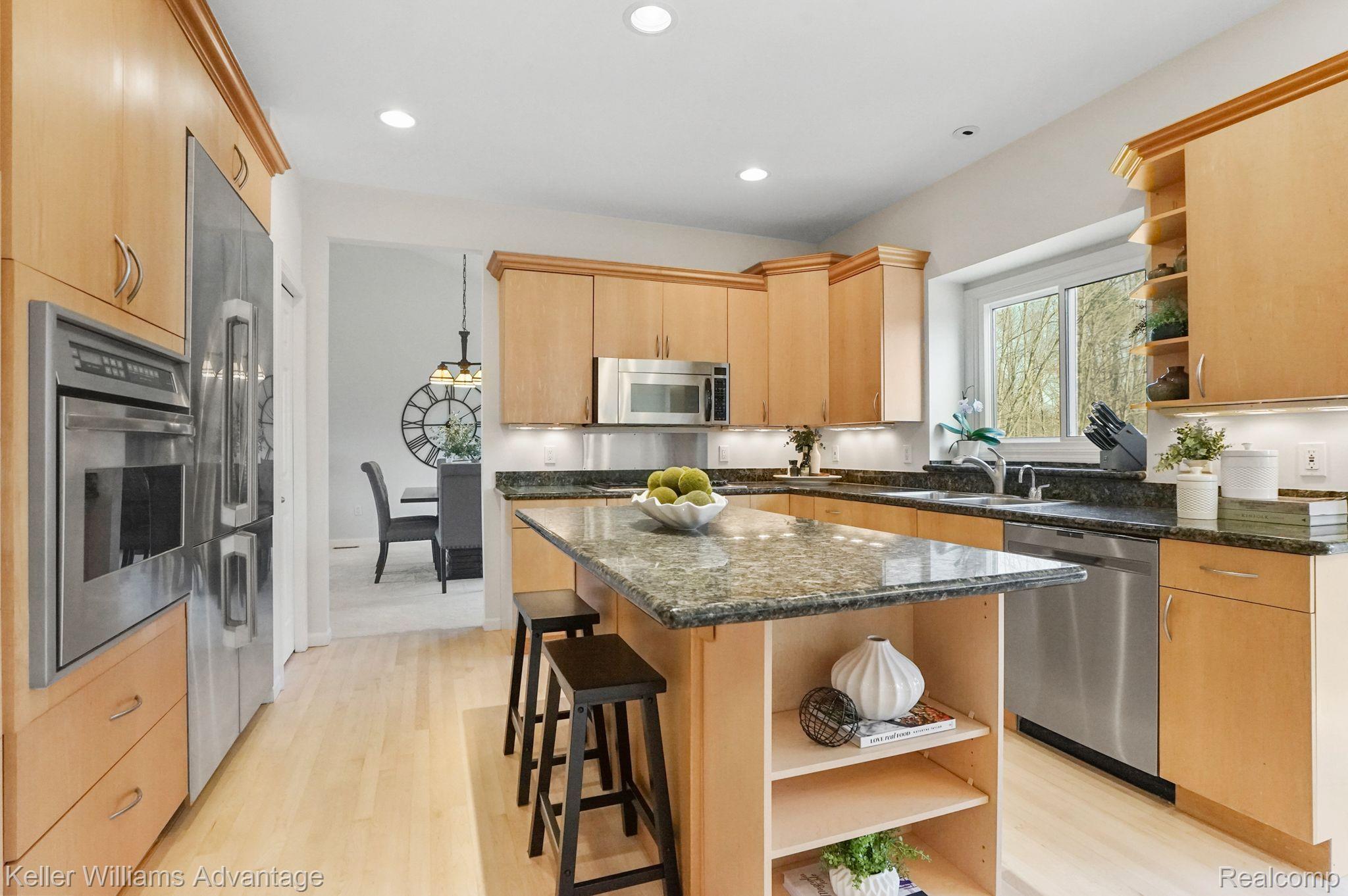 25586 Johns Road South Lyon, MI 48178 - Photo 14 of 33 Gallery Image 14