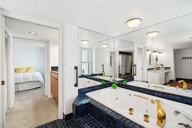 $1,099,990 | 989 North Hwy A1A, Unit 5, Indialantic, FL 32903