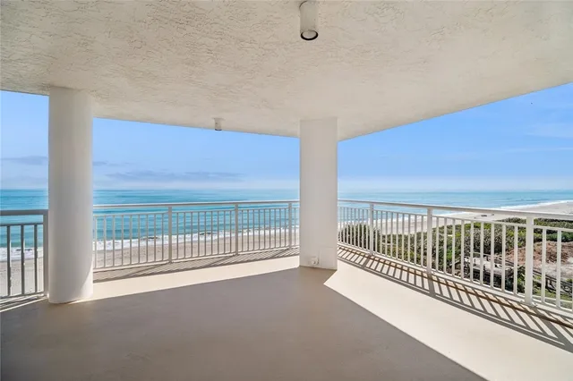 $1,099,990 | 989 North Hwy A1A, Unit 5, Indialantic, FL 32903