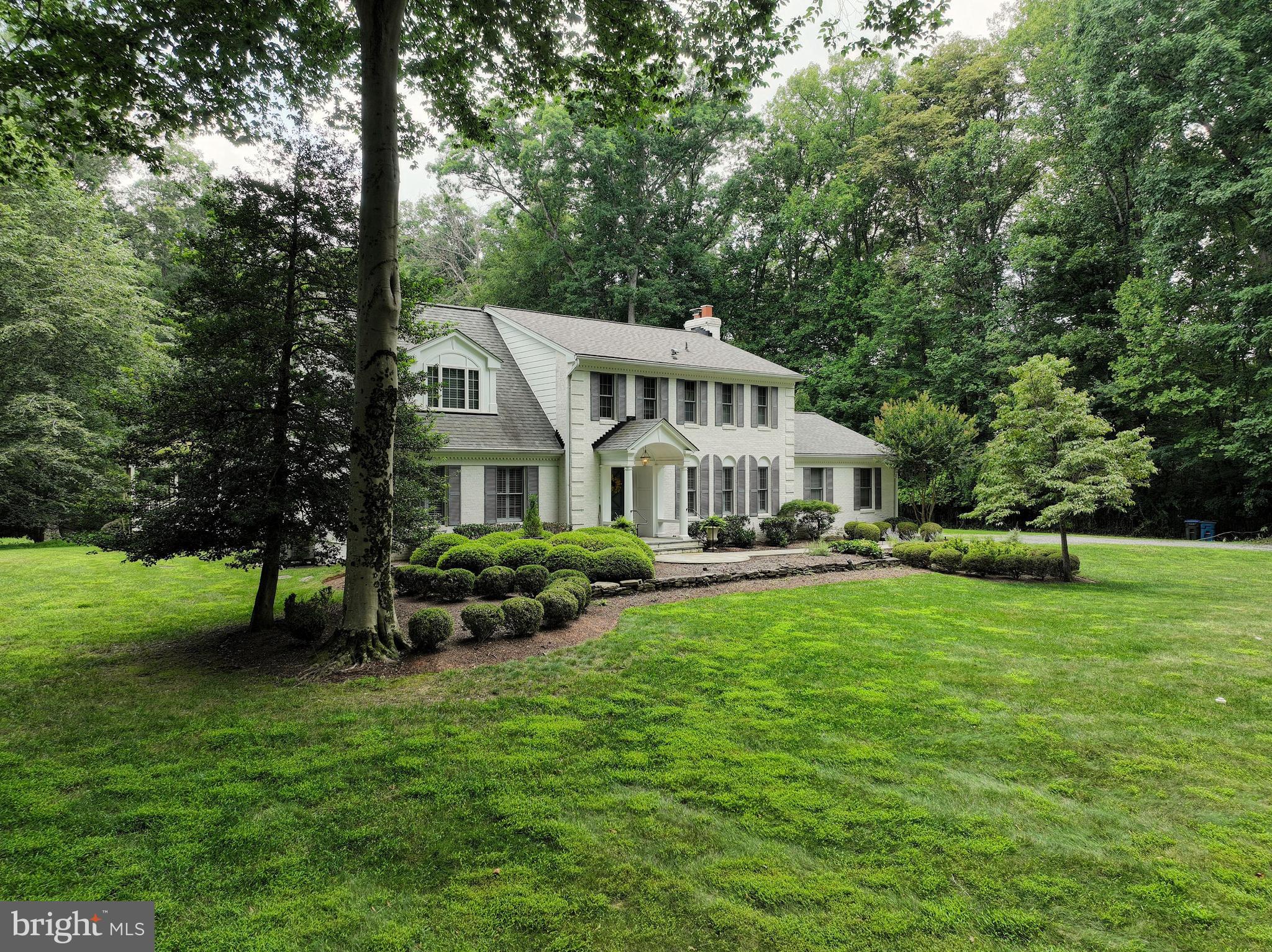 629 Utterback Store Road Great Falls, VA 22066 - Photo 4 of 10