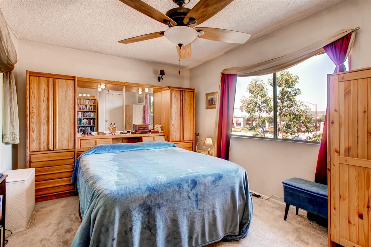 9913 Mission Gorge Road, Unit 2 Santee, CA 92071 - Photo 8 of 17