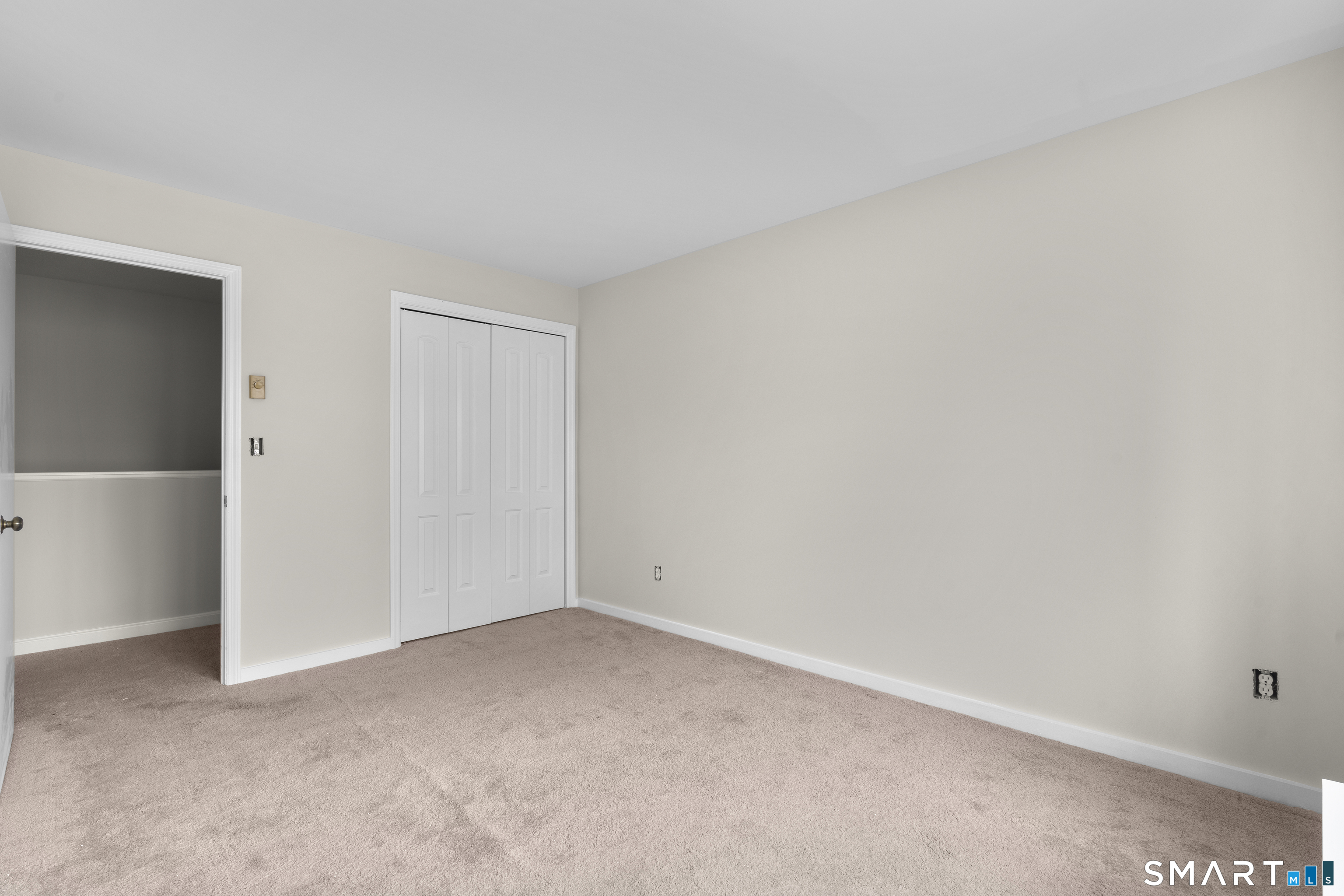 201 College Street, Unit 5 Middletown, CT 06457 - Photo 20 of 30 a view of an empty room