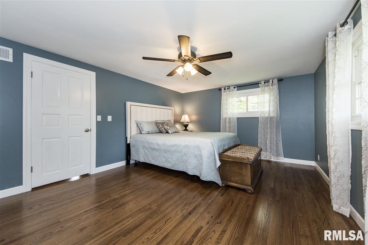 1404 Westgate Road Washington, IL 61571 - Photo 26 of 36 Gallery Image 26