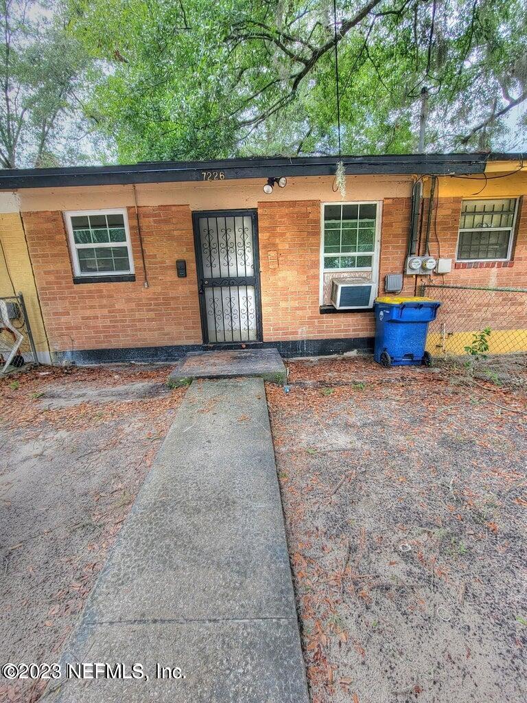 7226 Rutledge Pearson Drive Jacksonville, FL 32209 - Photo 1 of 9 Front Face
