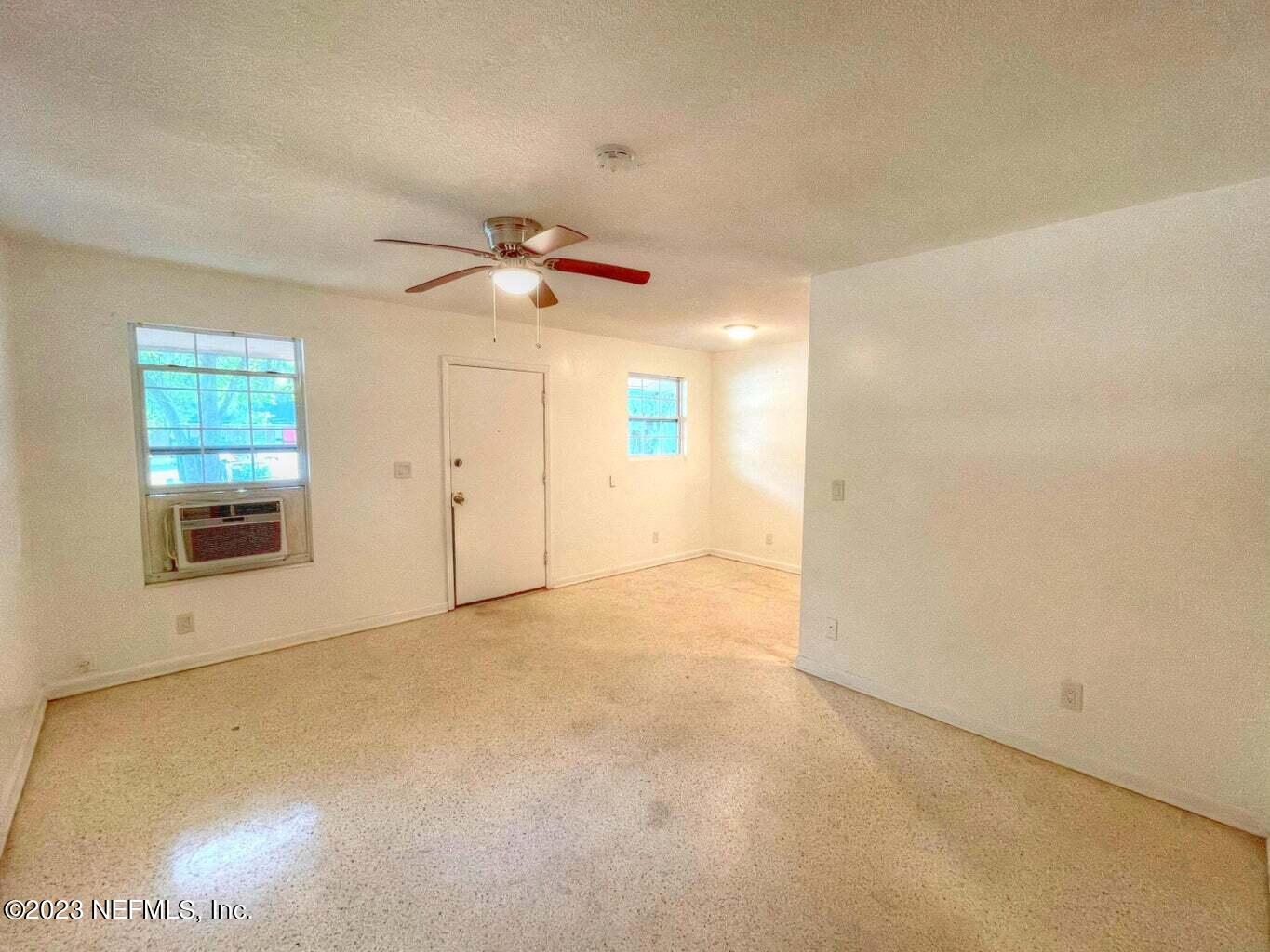 7226 Rutledge Pearson Drive Jacksonville, FL 32209 - Photo 2 of 9 20231115213604101129000000-o