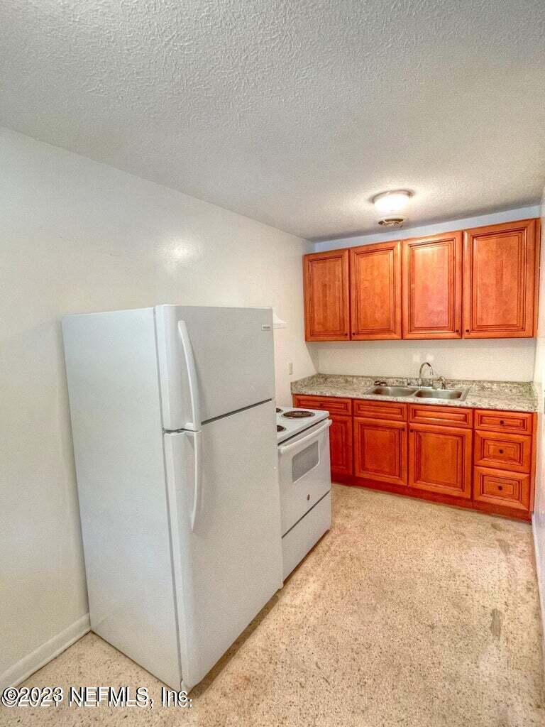 7226 Rutledge Pearson Drive Jacksonville, FL 32209 - Photo 4 of 9 20231115213606094869000000-o