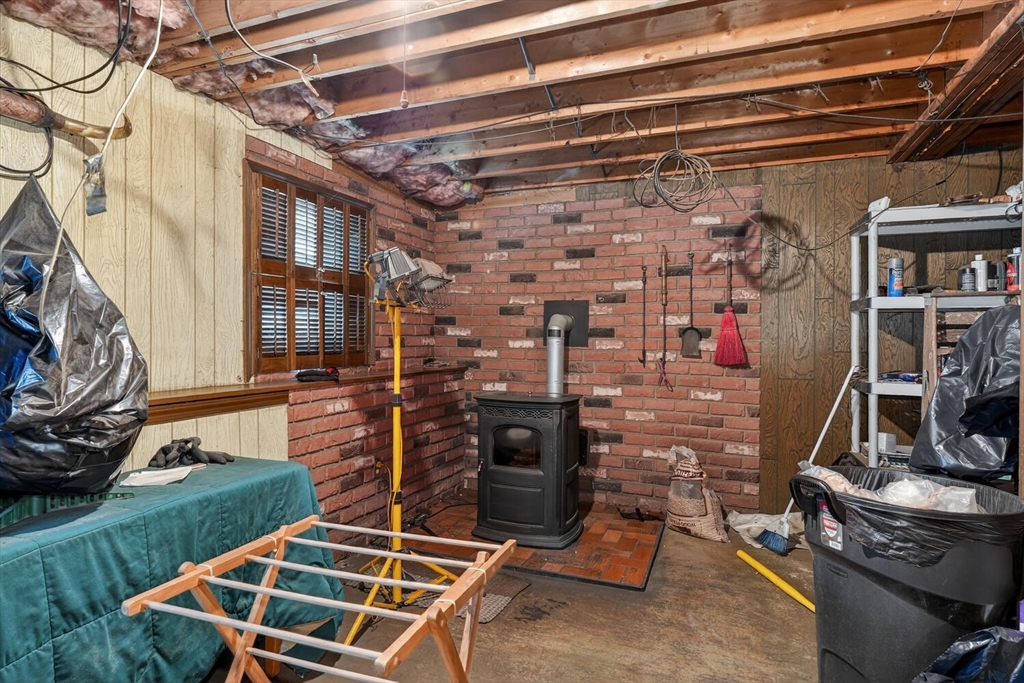 136 Dudley Road Oxford, MA 01540 - Photo 18 of 20