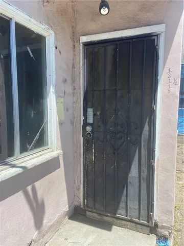 $450,000 | 12116 South Willowbrook Avenue, Compton, CA 90222