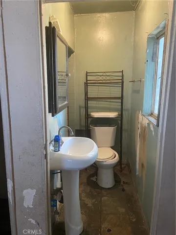 $450,000 | 12116 South Willowbrook Avenue, Compton, CA 90222