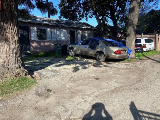 $450,000 | 12116 South Willowbrook Avenue, Compton, CA 90222