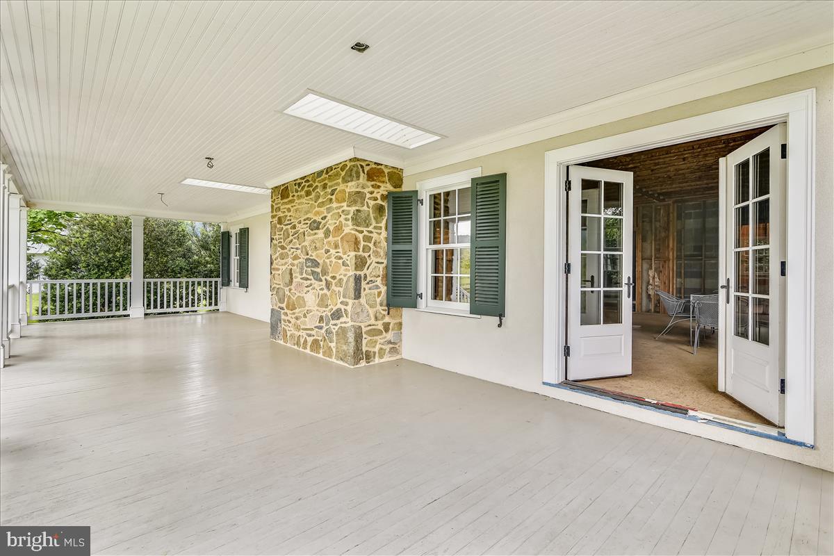 1040 Gap Run Road Paris, VA 20130 - Photo 12 of 40 Gallery Image 12